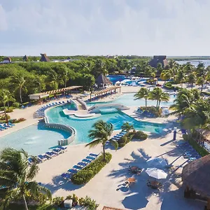 5* Station touristique Bluebay Grand Esmeralda